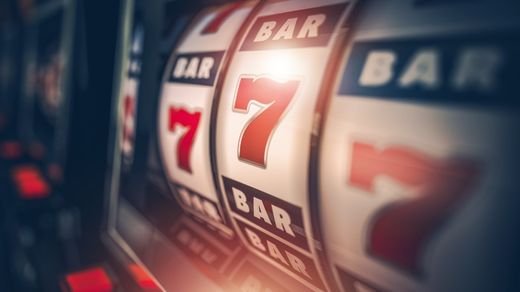 Online Poker Tells: Reading Your Opponents in the Digital Realm