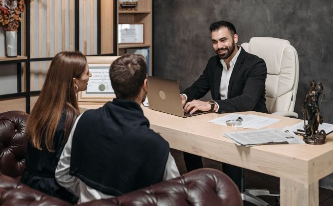Divorce Lawyer in Klang: Navigating Your Legal Journey with Confidence